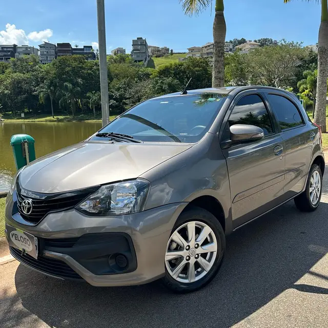 Carro Toyota Etios 2020 X Plus 1.5 (Aut) (Flex)