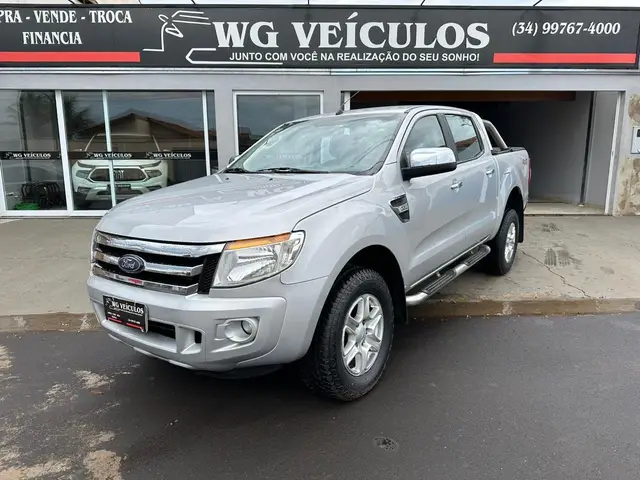 Carro Ford Ranger Cabine Dupla 2015 Ranger 3.2 XLT CD 4x4 (Aut)