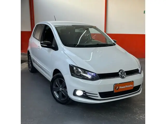 Carro Volkswagen Fox 2018 1.6 MSI Connect (Flex)