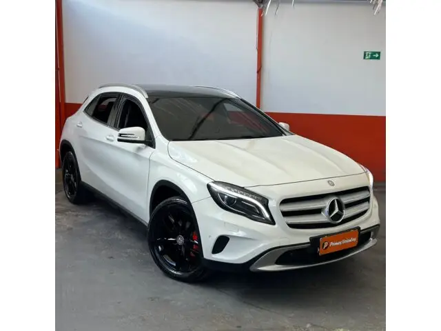 Carro Mercedes-Benz GLA 200 2015 GLA 200 1.6 Advance
