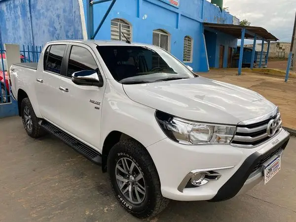 Carro Toyota Hilux Cabine Dupla 2017 Hilux 2.8 TDI SRV CD 4x4 (Aut)