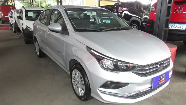 Carro Fiat Cronos 2023 Drive 1.0 (Flex) MT