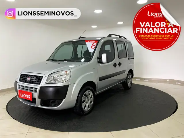 Carro Fiat Doblò 2018 Essence 1.8 5L (Flex)