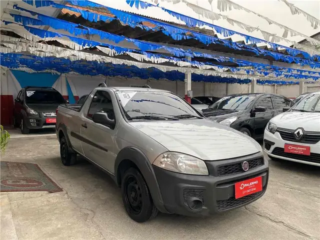 Carro Fiat Strada 2018 Hard Working 1.4 (Flex) (Cabine Simples)