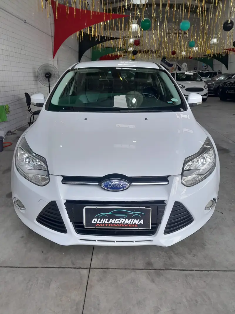 Ford Focus Sedan Titanium Plus 2.0 16V PowerShift (Aut)