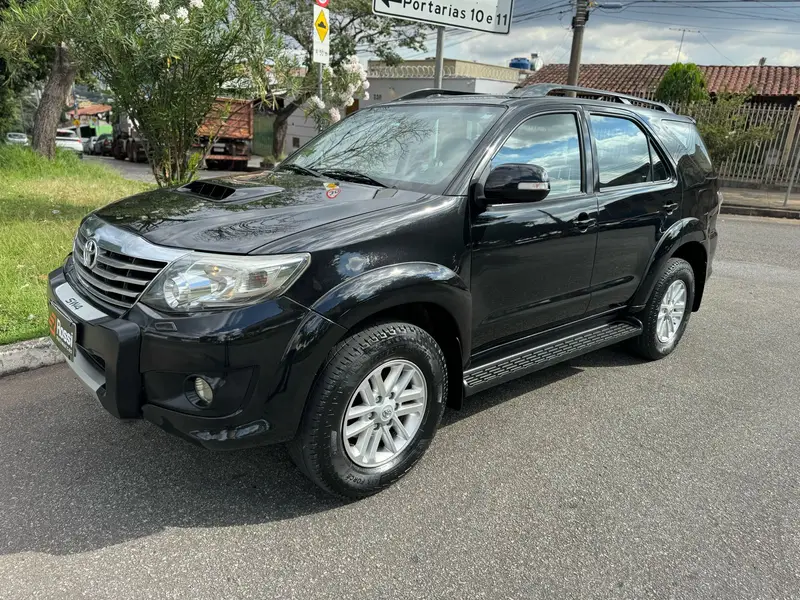 Toyota SW4 Hilux  3.0 TDI 4x4 SRV 7L
