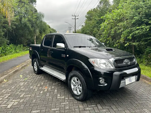 Carro Toyota Hilux Cabine Dupla 2010 Hilux SRV 4x4 3.0 (cab. dupla)