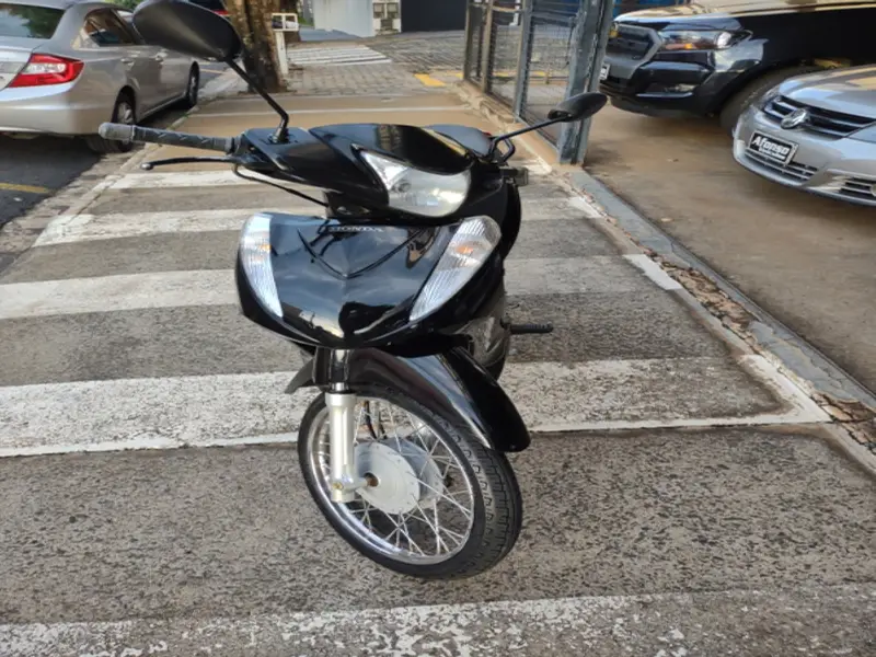 Honda Biz 125i ES