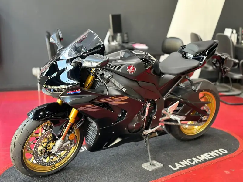 Honda CBR 1000RR-R Fireblade SP
