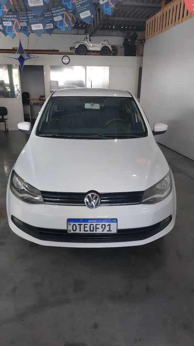 Carro Volkswagen Voyage 2013 1.0 TEC City (Flex)