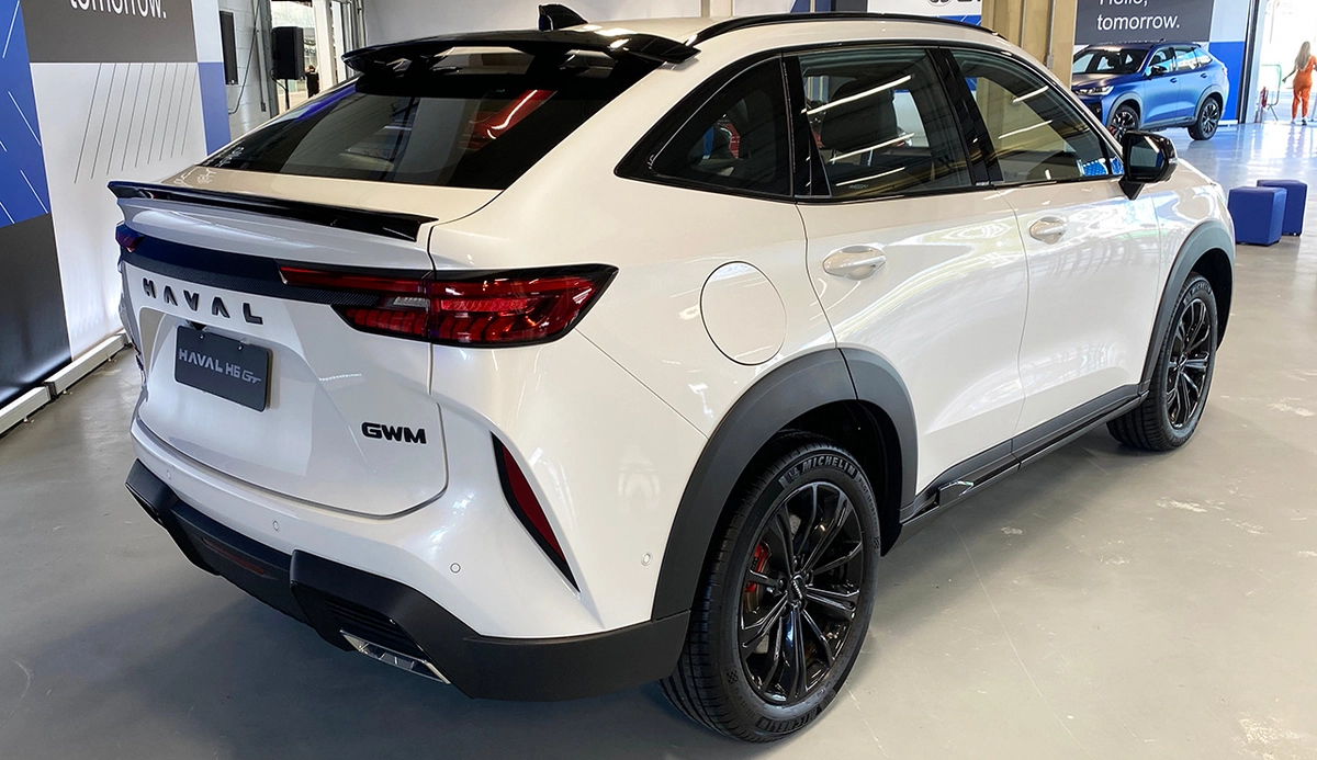 SUV híbrido que será fabricado no Brasil com novo visual tem problemas de entrega e falta de peças
