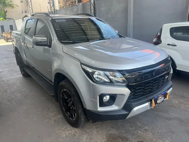 Carro Chevrolet S10 Cabine Dupla 2023 High Country 2.8 Turbodiesel (Aut.)