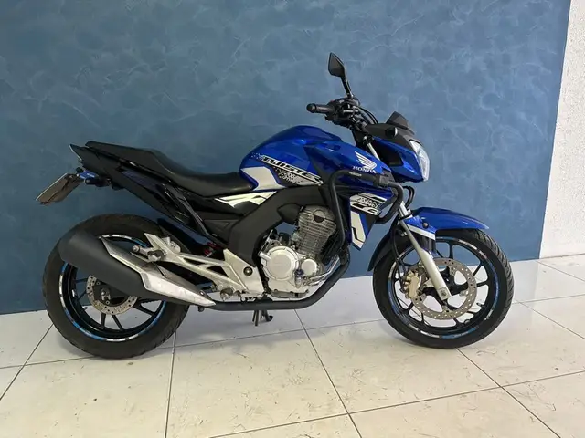 Carro Honda CB 250F Twister 2021 250F (ABS) Cinza fosco