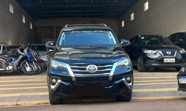 Carro Toyota SW4 2018 2.7 SR 7L 4x2 (Aut) (Flex)
