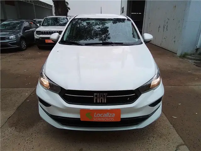 Carro Fiat Cronos 2022 Drive 1.3