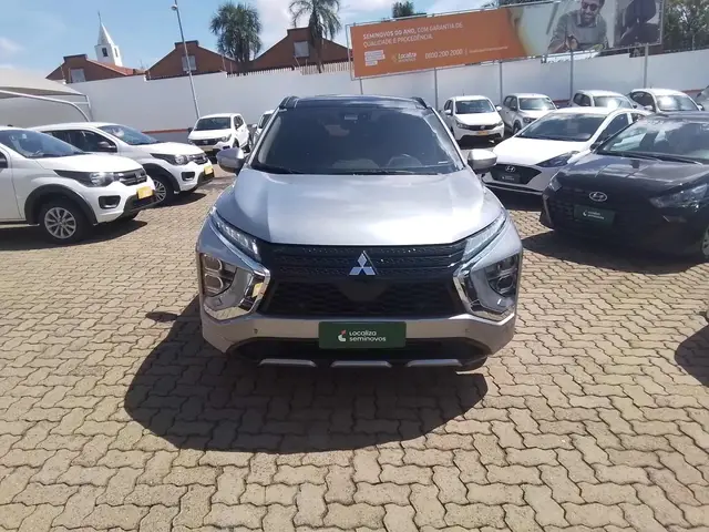Carro Mitsubishi Eclipse Cross 2023 HPE-S Sport 1.5 16V Aut.