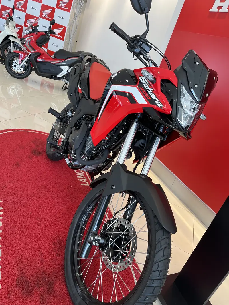 Honda XRE Sahara 300 Rally