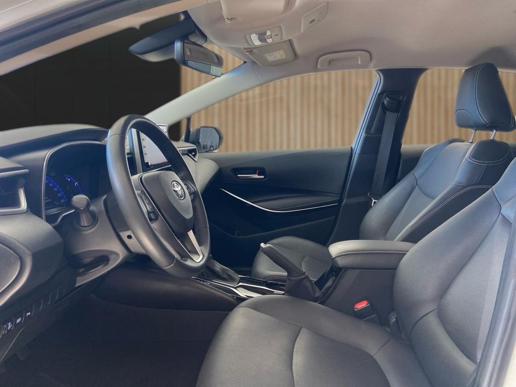 Corolla Altis Premium Hybrid 1.8 (Flex) (Aut)