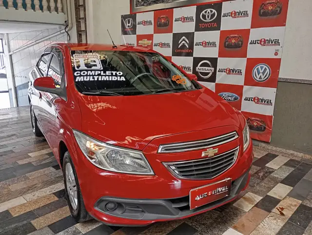 Carro Chevrolet Onix 2013 1.0 LT SPE/4