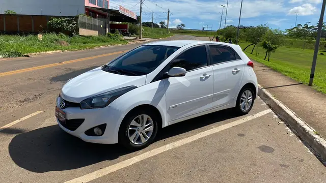 Carro Hyundai HB20 2015 1.6 Comfort Style (Flex)