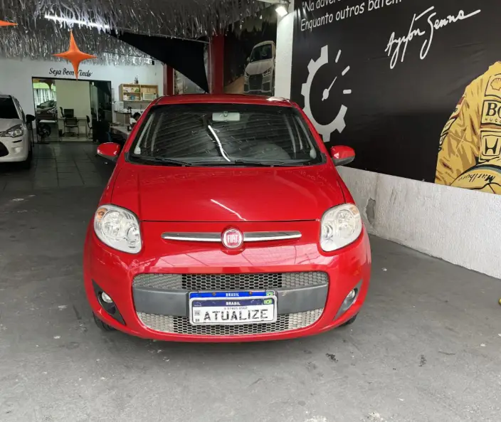Fiat Palio Attractive 1.4 8V (Flex)