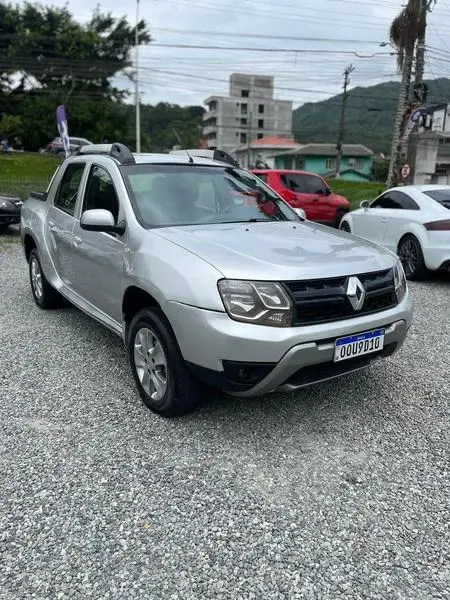 Renault Duster Oroch 2.0 16V Dynamique (Flex)