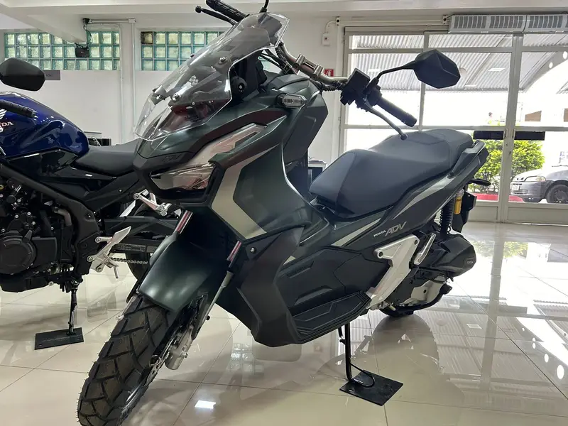 Honda ADV ABS