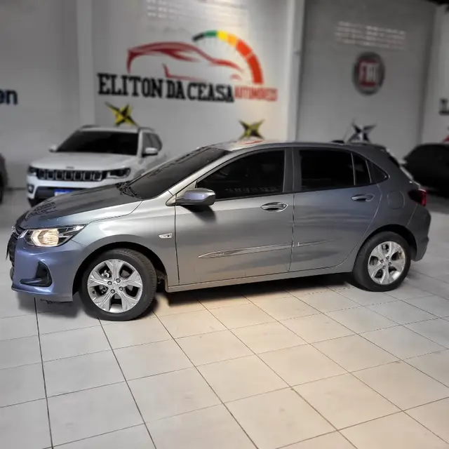 Carro Chevrolet Onix 2023 LTZ 1.0 Turbo (Aut.)