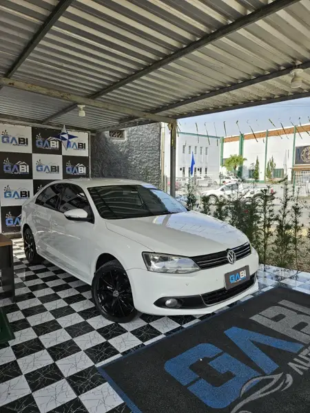Carro Volkswagen Jetta 2013 2.0 Comfortline (Flex)