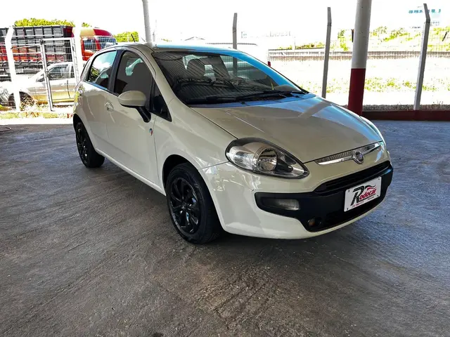 Carro Fiat Punto 2015 Attractive 1.4 (Flex)