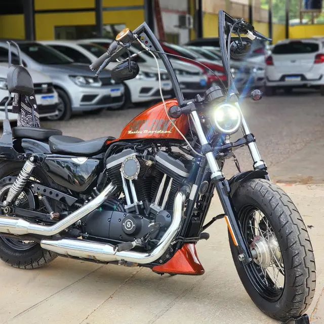 Carro Harley-Davidson Sportster Forty-Eight 2015 Forty-Eight