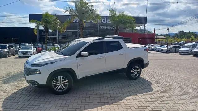 Carro Fiat Toro 2019 2.0 TDI Freedom Auto 4WD (Diesel)