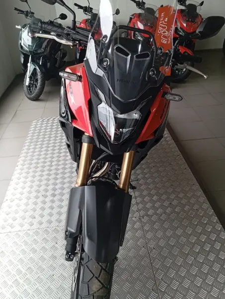 Moto Honda XRE Sahara 300 2025 Rally