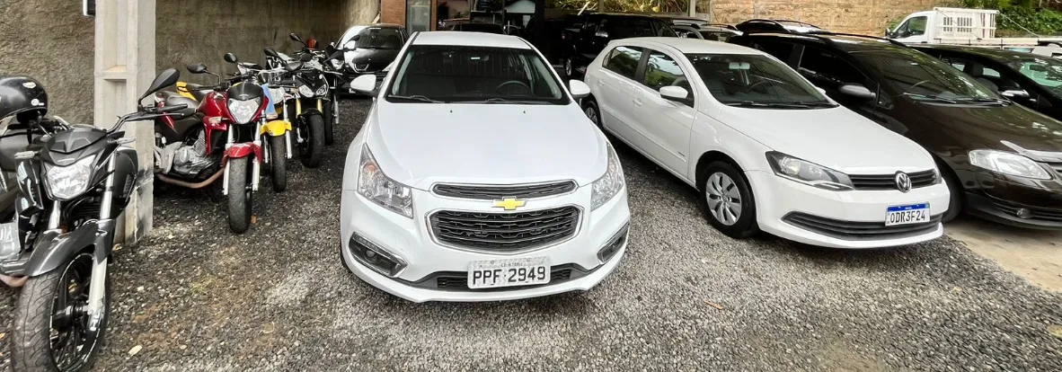 Fachada da loja Veículos à venda em MIDWAY VEICULOS LTDA - Alfredo Chaves - ES | Mobiauto
