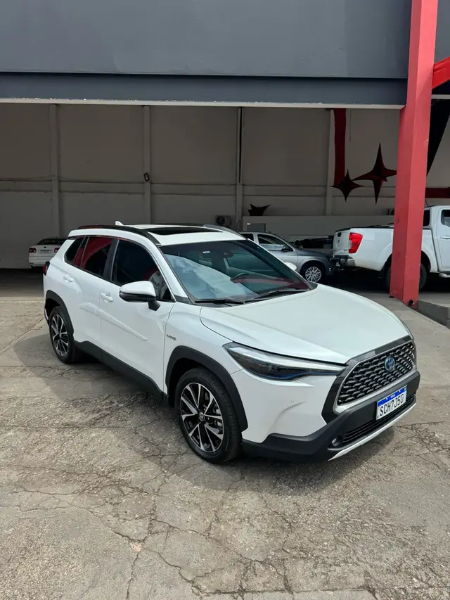 Carro Toyota Corolla Cross 2024 XRX Hybrid 1.8