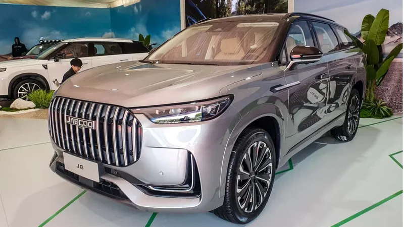 Por que o Jaecoo 8, que virá ao Brasil, é a cara do Chery Tiggo 9