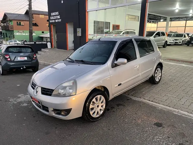 Carro Renault Clio 2006 Hatch. Privilége 1.0 16V (flex)