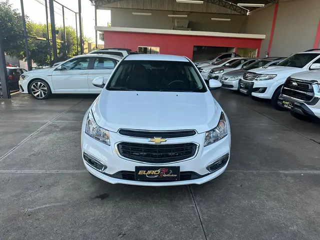 Carro Chevrolet Cruze 2015 LT 1.8 16V Ecotec (Flex)