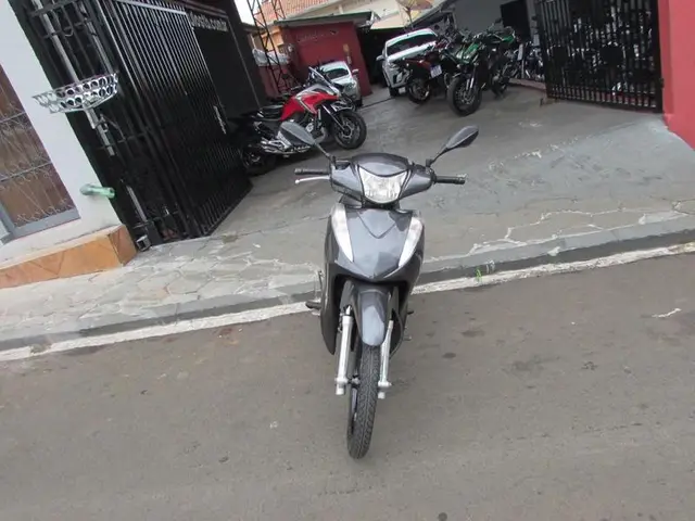 Moto Honda Biz 125 2017 125+