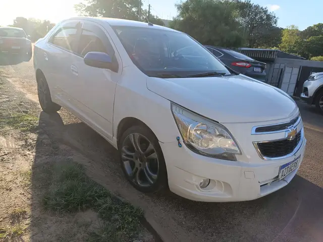 Carro Chevrolet Cobalt 2015 LTZ 1.4 8V (Flex)