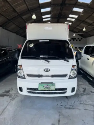 Carro Kia Bongo 2016 2.5 STD RS Sem Carroceria