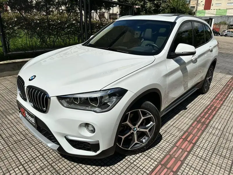 BMW X1 2.0 sDrive20i GP ActiveFlex