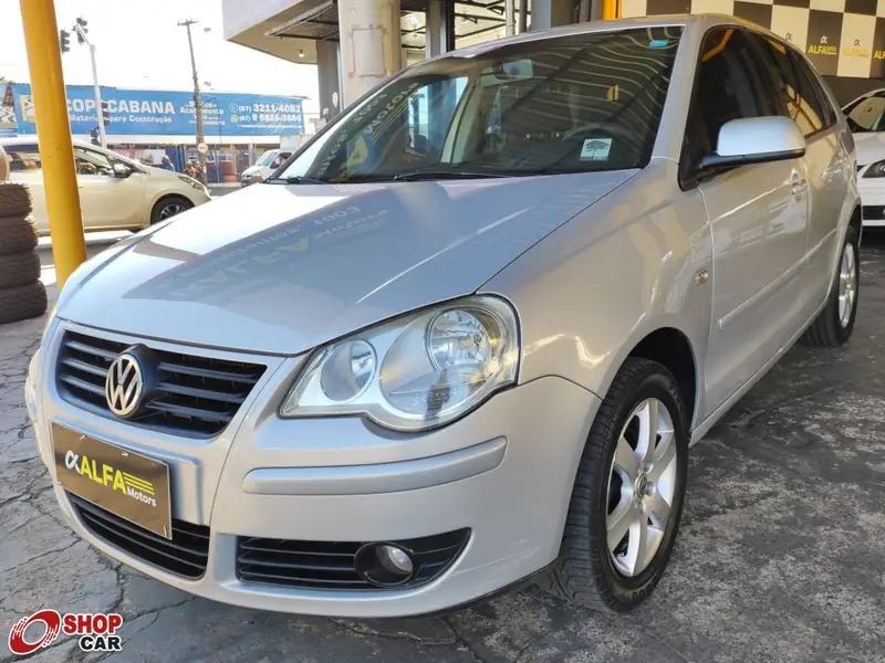Volkswagen Polo Hatch. Sportline 1.6 8V (Flex)