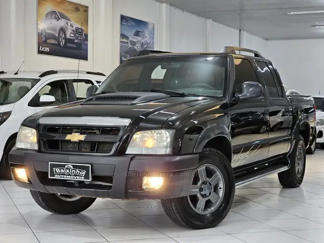 Carro Chevrolet S10 Cabine Dupla 2011 S10 Rodeio 2.4 Flexpower 4X2 (Cab Dupla)