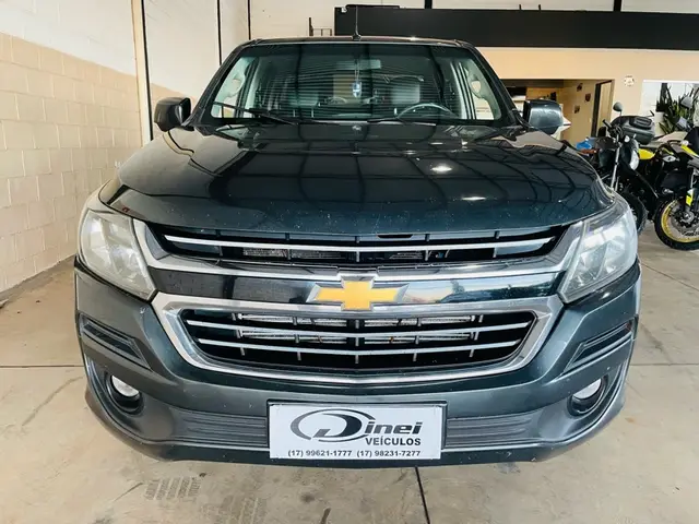 Carro Chevrolet S10 Cabine Dupla 2017 S10 2.8 CTDI LT 4WD (Cabine Dupla)