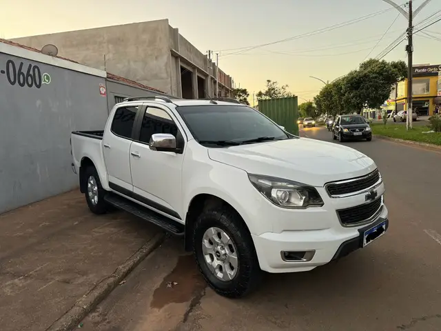 Carro Chevrolet S10 Cabine Dupla 2014 S10 2.8 CTDi 4x2 LTZ (Cab Dupla) (Aut)