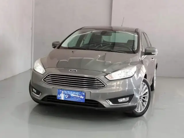 Carro Ford Focus Sedan 2016 Titanium 2.0 PowerShift