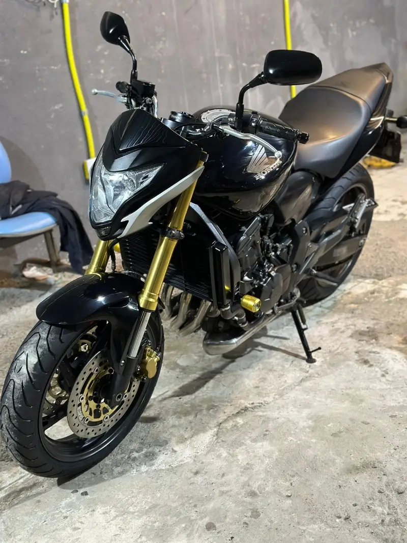 Honda CB 600F Hornet (ABS)