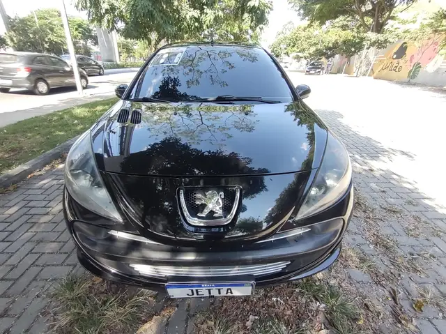 Carro Peugeot 207 2011 XR 1.4 (10 ANOS BRASIL)(Flex) 2p