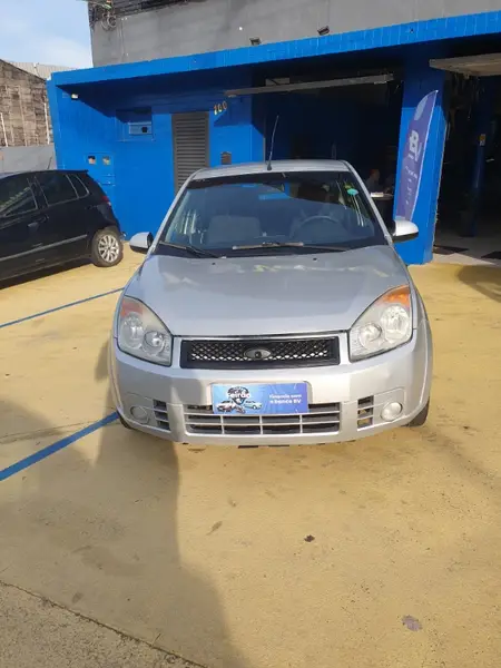 Carro Ford Fiesta Sedan 2008 First 1.6 (Flex)